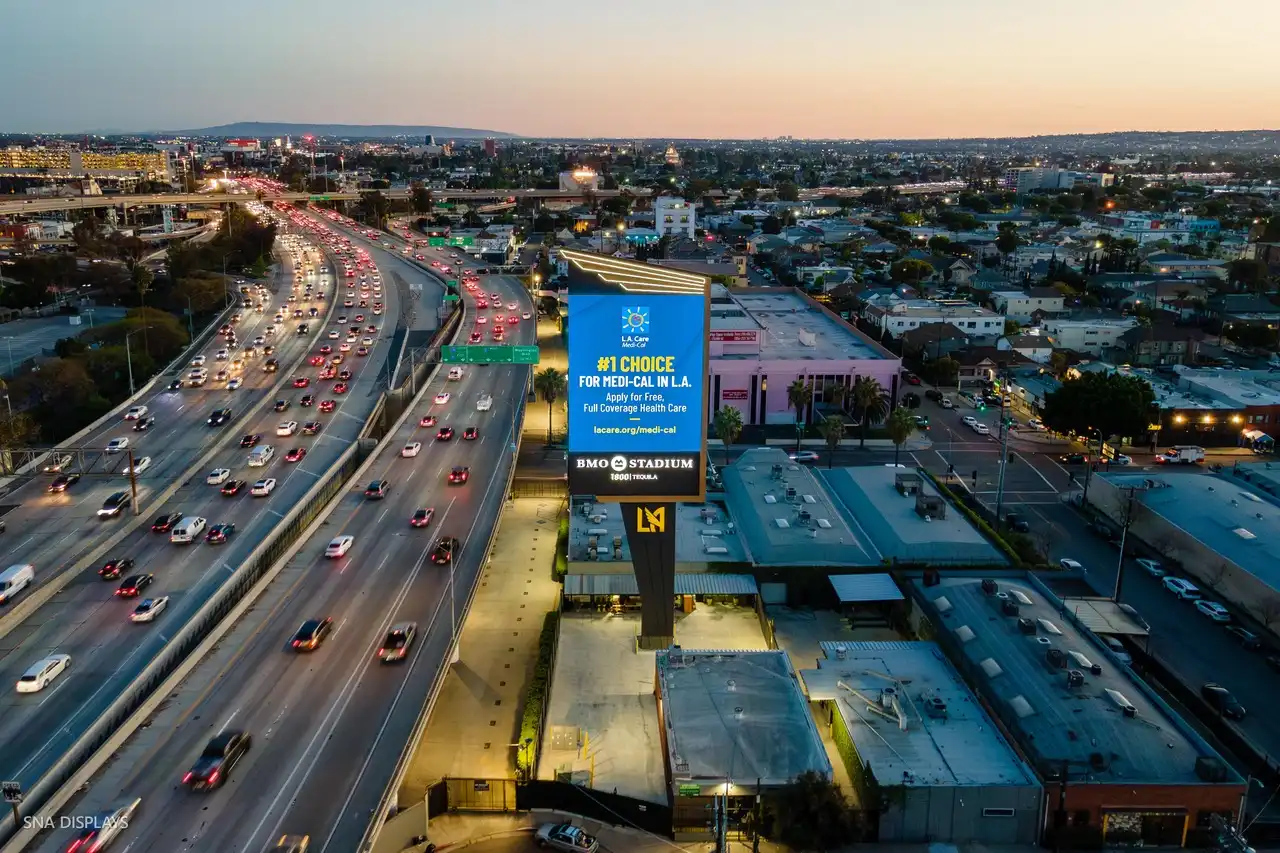 sna displays bmo stadium 2 